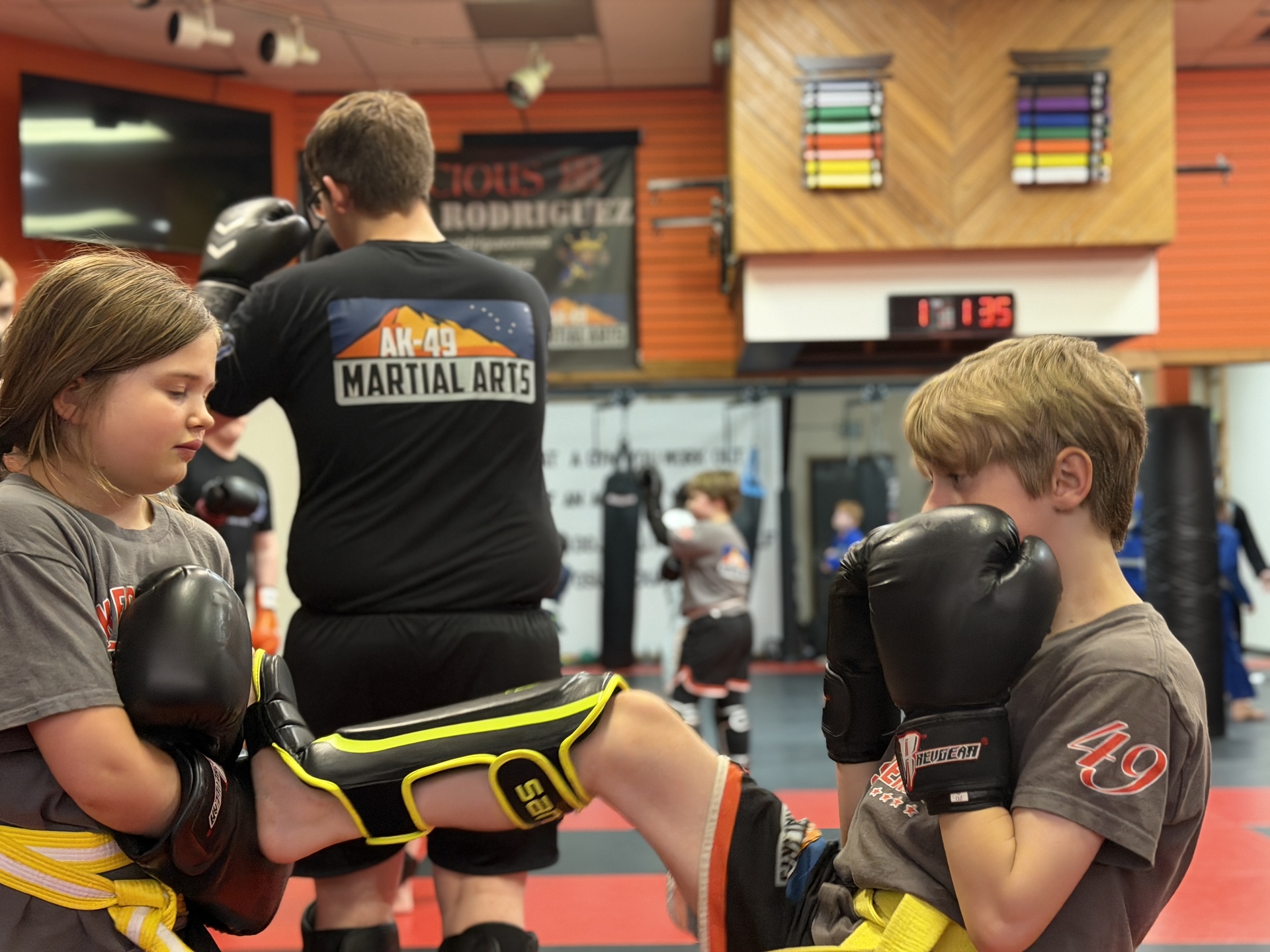 Kids Kickboxing